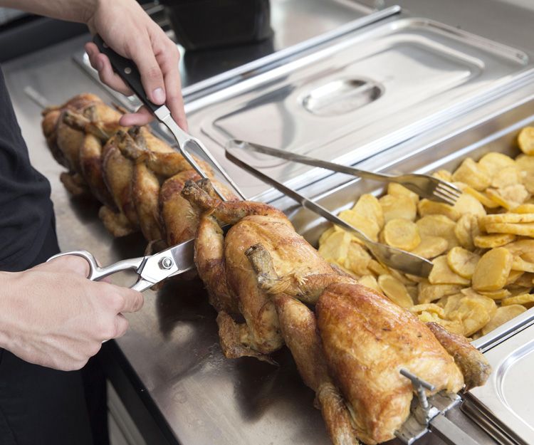Seis lugares donde encargar pollo asado en Zaragoza