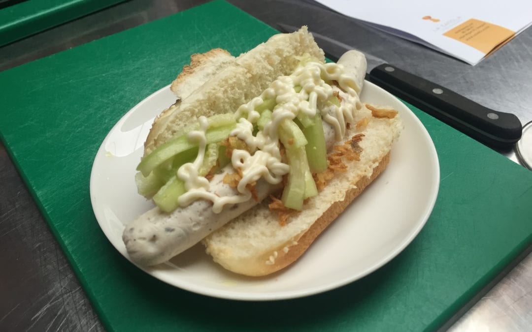 Hot dog casero de pavo