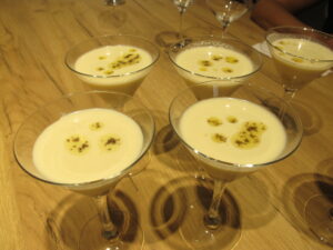 Receta de ajoblanco con berberechos