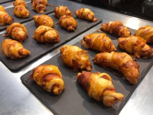 mini pizza croissant