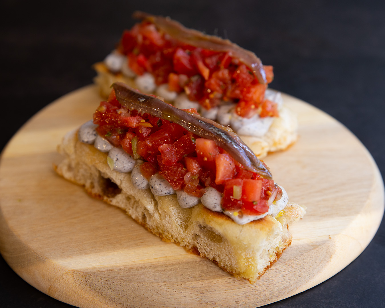 Recetas Tosta De Tartar De Tomate Rosa Y Anchoa La Zarola Recetas Tosta De Tartar De Tomate Rosa Y Anchoa La Zarola
