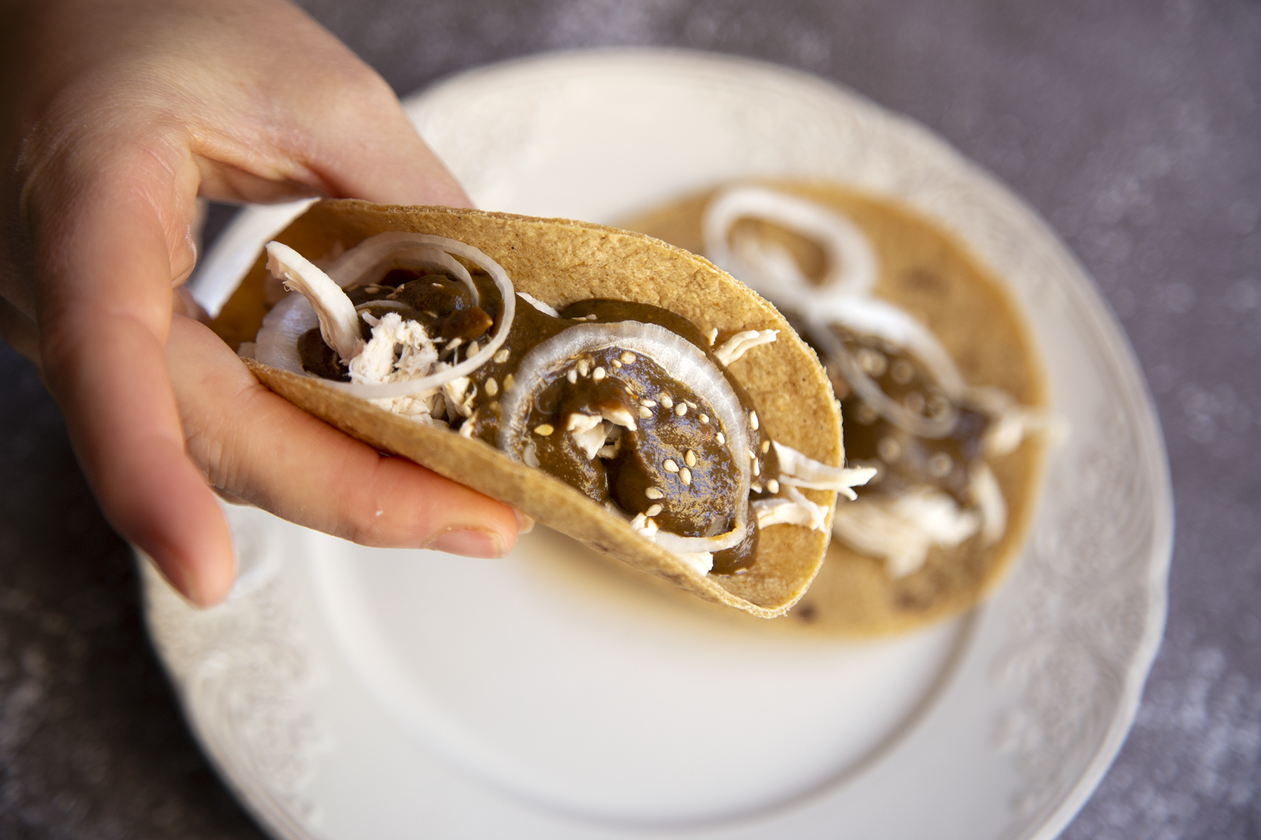 Receta: Tacos de pollo con mole - La Zarola