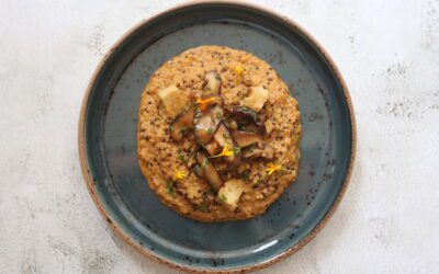 Receta: Quinoto de curry rojo, tofu y shitake
