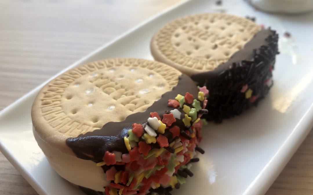 Receta de sándwich de helado de vainilla casero
