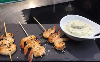 Receta de brocheta de langostino con mantequilla de coliflor