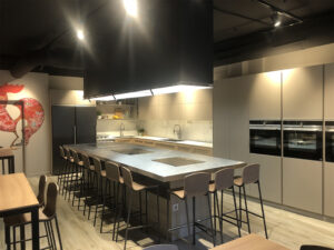 conoce-el-nuevo-local-de-la-zarola-1