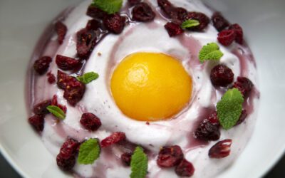 Receta:  Crema de arroz con quenelle de semifrío de melocotón