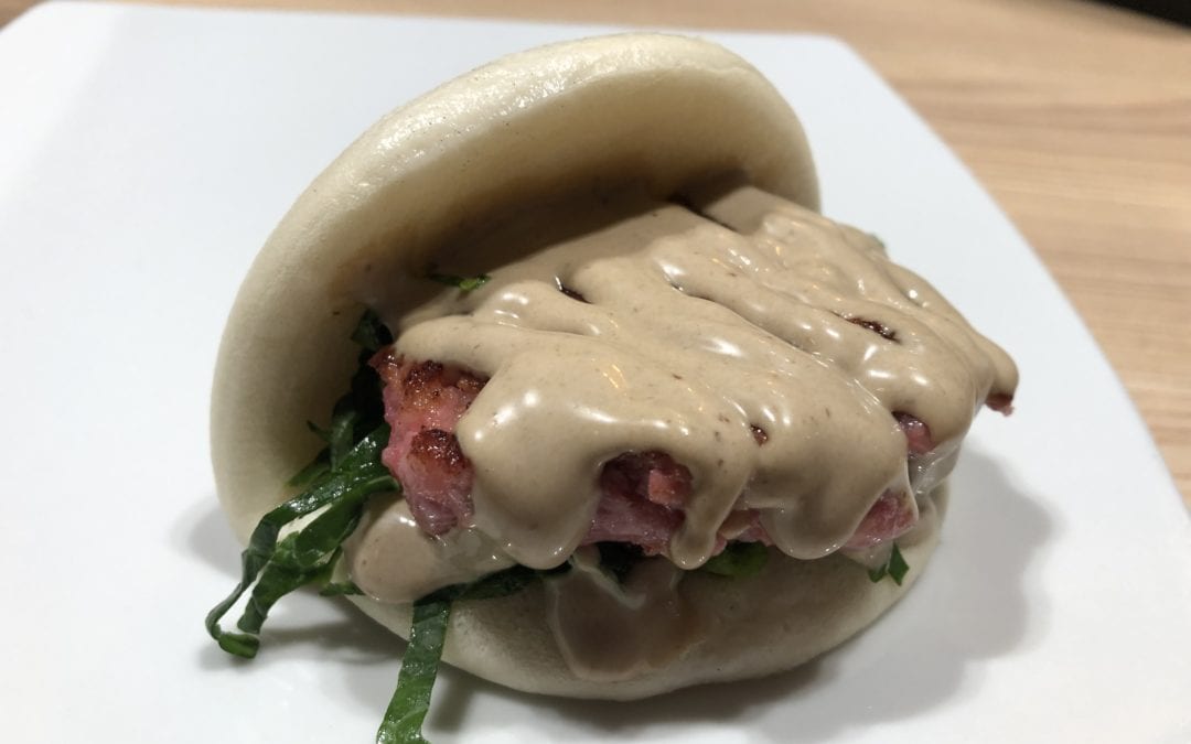 Receta de bao de longaniza con alioli de ajo negro